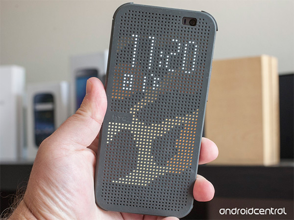 HTC Dot View Case - подробнее о новых возможностях